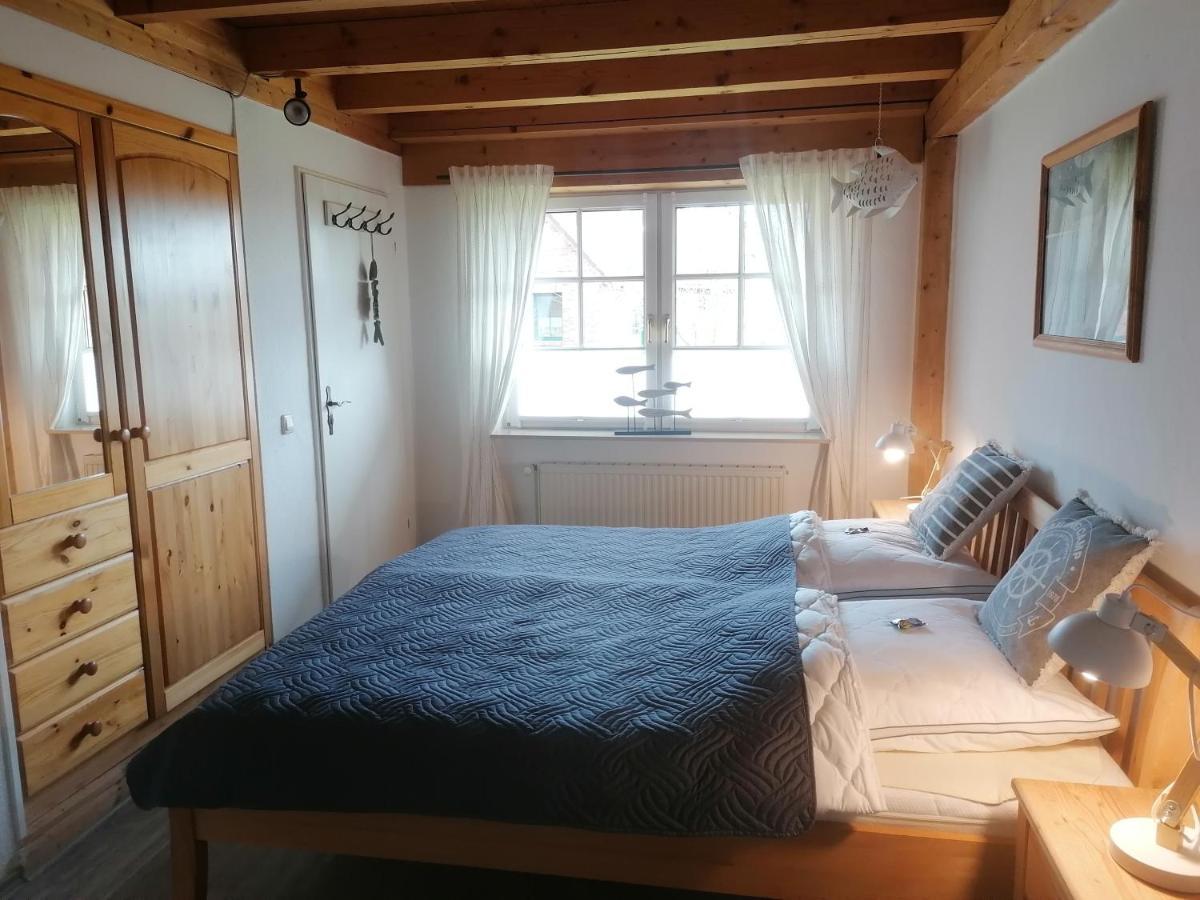 Boddenhus Auf Ruegen - Ferienwohnungen Und Pension Rappin المظهر الخارجي الصورة
