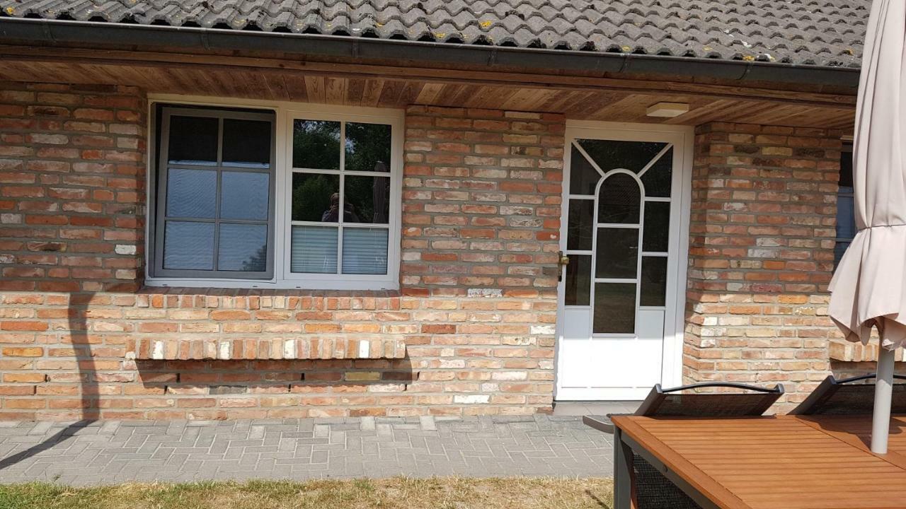 Boddenhus Auf Ruegen - Ferienwohnungen Und Pension Rappin المظهر الخارجي الصورة